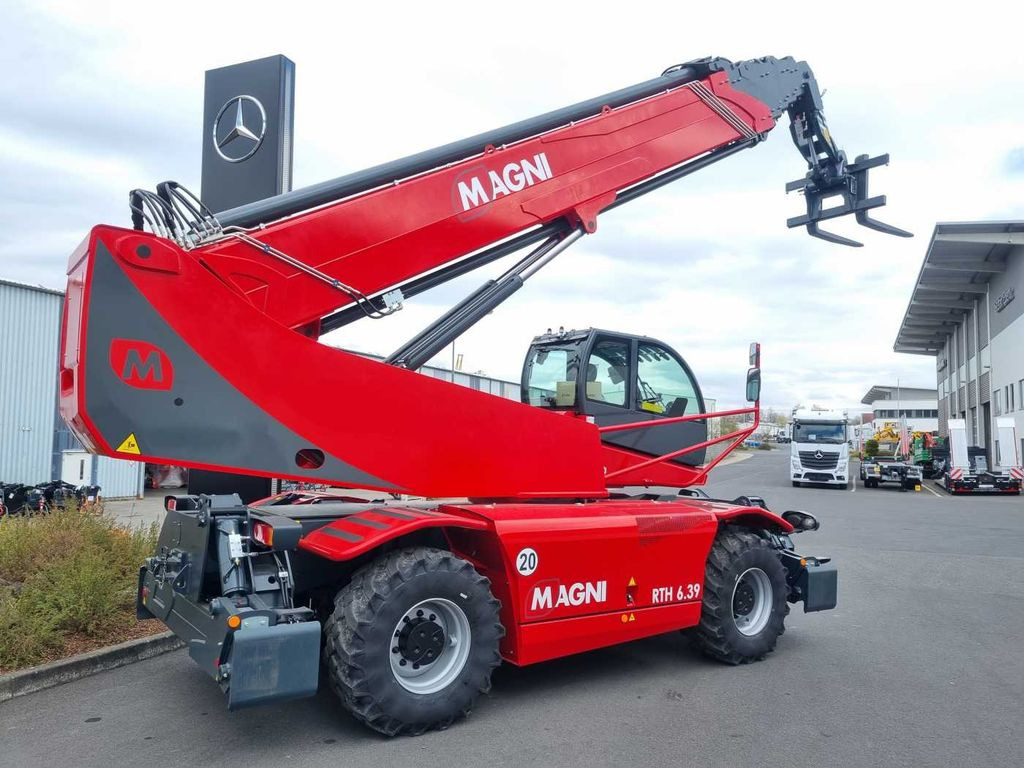 Magni RTH 6.39 SH Roto /Funk /Liebherr Drehkranz - Teleszkópos rakodó: 5 kép. Magni RTH 6.39 SH Roto /Funk /Liebherr Drehkranz - Teleszkópos rakodó: 5 kép.