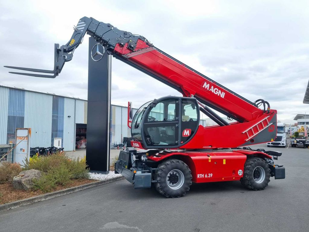 Magni RTH 6.39 SH Roto /Funk /Liebherr Drehkranz - Teleszkópos rakodó: 1 kép. Magni RTH 6.39 SH Roto /Funk /Liebherr Drehkranz - Teleszkópos rakodó: 1 kép.