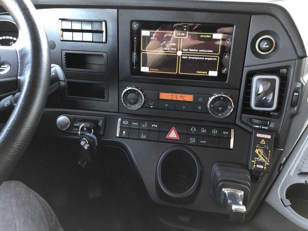 Darus autó, Platós teherautó Mercedes-Benz Actros 2745 L 6x2 Baustoffpritsche+Kran Retarder Mercedes-Benz Actros 2745 L 6x2 Baustoffpritsche+Kran Retarder: 12 kép. Darus autó, Platós teherautó Mercedes-Benz Actros 2745 L 6x2 Baustoffpritsche+Kran Retarder Mercedes-Benz Actros 2745 L 6x2 Baustoffpritsche+Kran Retarder: 12 kép.