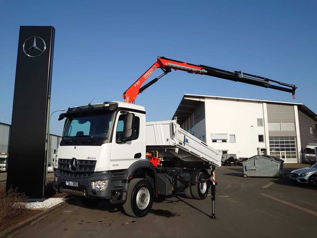 Mercedes-Benz Arocs 1832 KK 4x2 Kipper+Kran Fassi F120+Funk - Billenőplatós teherautó, Darus autó: 2 kép. Mercedes-Benz Arocs 1832 KK 4x2 Kipper+Kran Fassi F120+Funk - Billenőplatós teherautó, Darus autó: 2 kép.