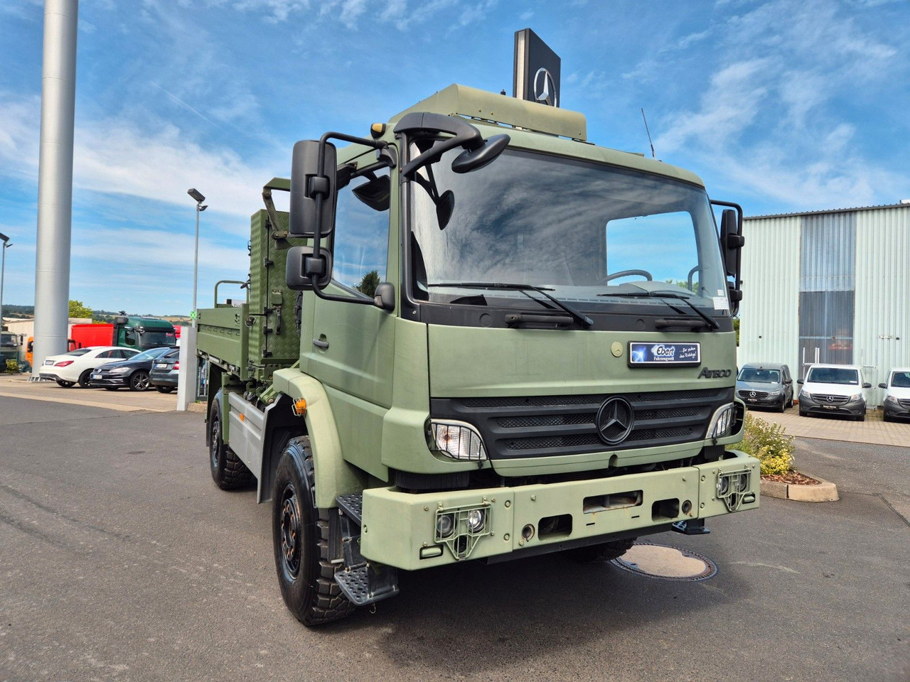 Mercedes-Benz Atego 1018 A 4x4 Pritsche Singlebereift 7 Stück - Platós teherautó: 3 kép. Mercedes-Benz Atego 1018 A 4x4 Pritsche Singlebereift 7 Stück - Platós teherautó: 3 kép.