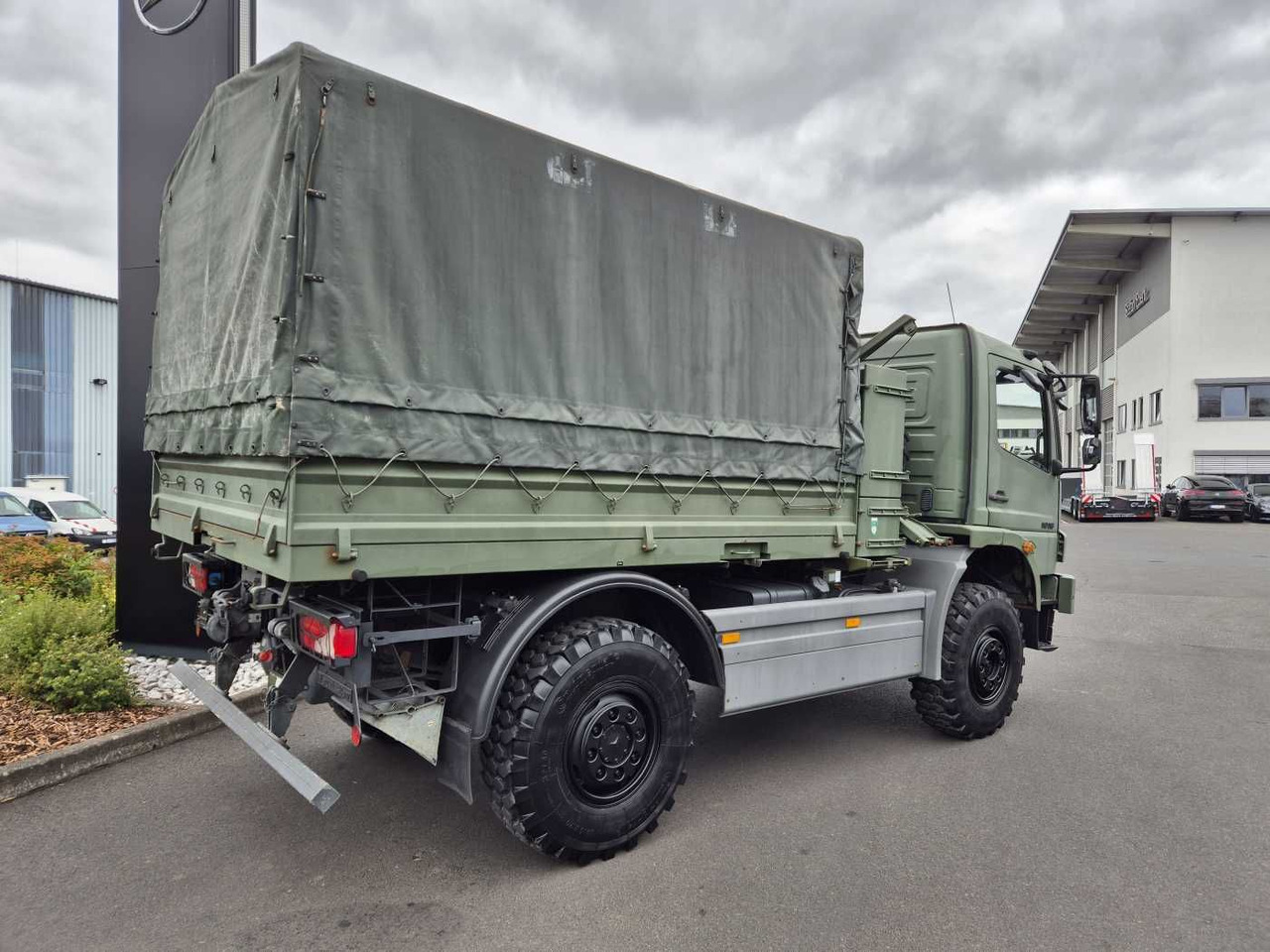 Ponyvás teherautó Mercedes-Benz Atego 1018 A 4x4 Singlebereifung 6 Stück vorh.: 10 kép.