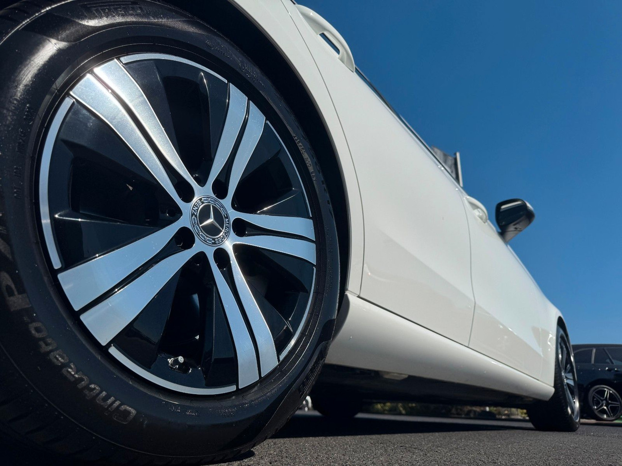 Mercedes-Benz C 180 T Avantgarde+AHK+Memory+Ambiente+TotW - Kombi: 5 kép. Mercedes-Benz C 180 T Avantgarde+AHK+Memory+Ambiente+TotW - Kombi: 5 kép.