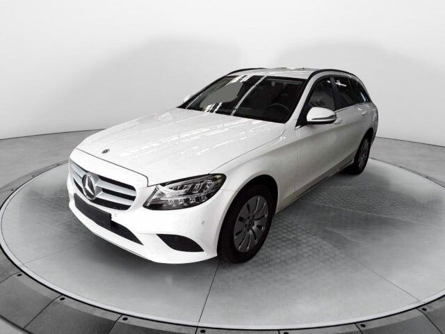 Mercedes-Benz C 180d T LED+RKamera+SHZ+DAB - Kombi: 1 kép. Mercedes-Benz C 180d T LED+RKamera+SHZ+DAB - Kombi: 1 kép.