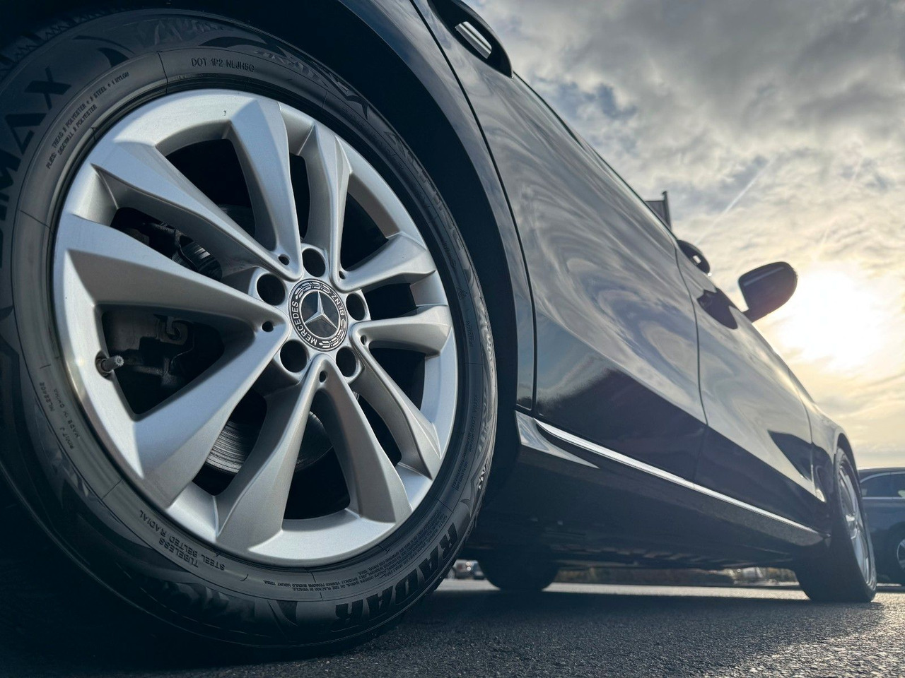 Mercedes-Benz C 200 C Limousine+Avantgarde+AHK+RFK+TotW - Szedán: 5 kép. Mercedes-Benz C 200 C Limousine+Avantgarde+AHK+RFK+TotW - Szedán: 5 kép.