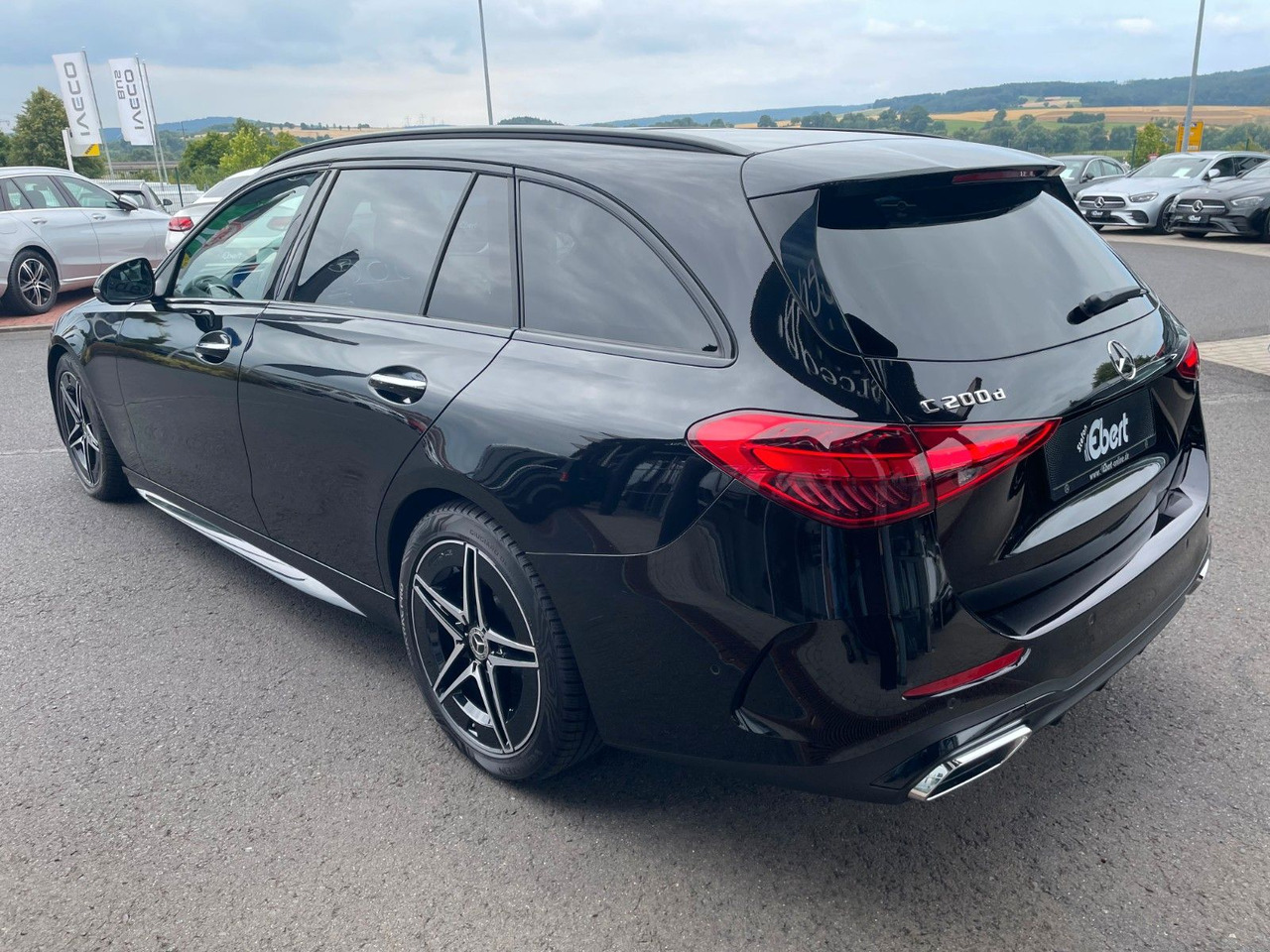 Mercedes-Benz C 200 d T AMG+Night+360°+Digital+Memory+Keyless - Kombi: 3 kép. Mercedes-Benz C 200 d T AMG+Night+360°+Digital+Memory+Keyless - Kombi: 3 kép.