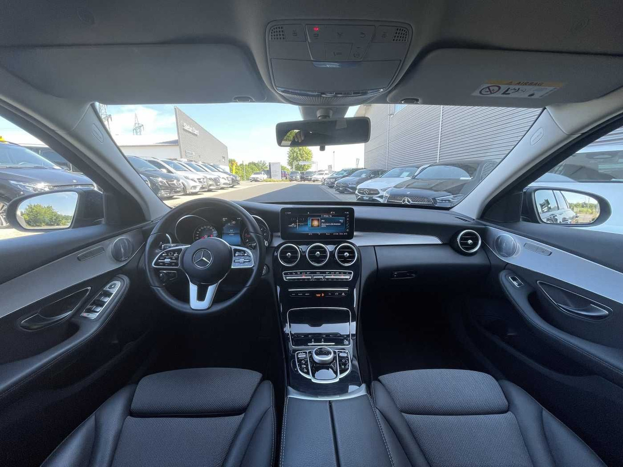 Autó Mercedes-Benz C 220 d T 9G Avantgarde R-Kamera+AHK +Burmester+: 9 kép.