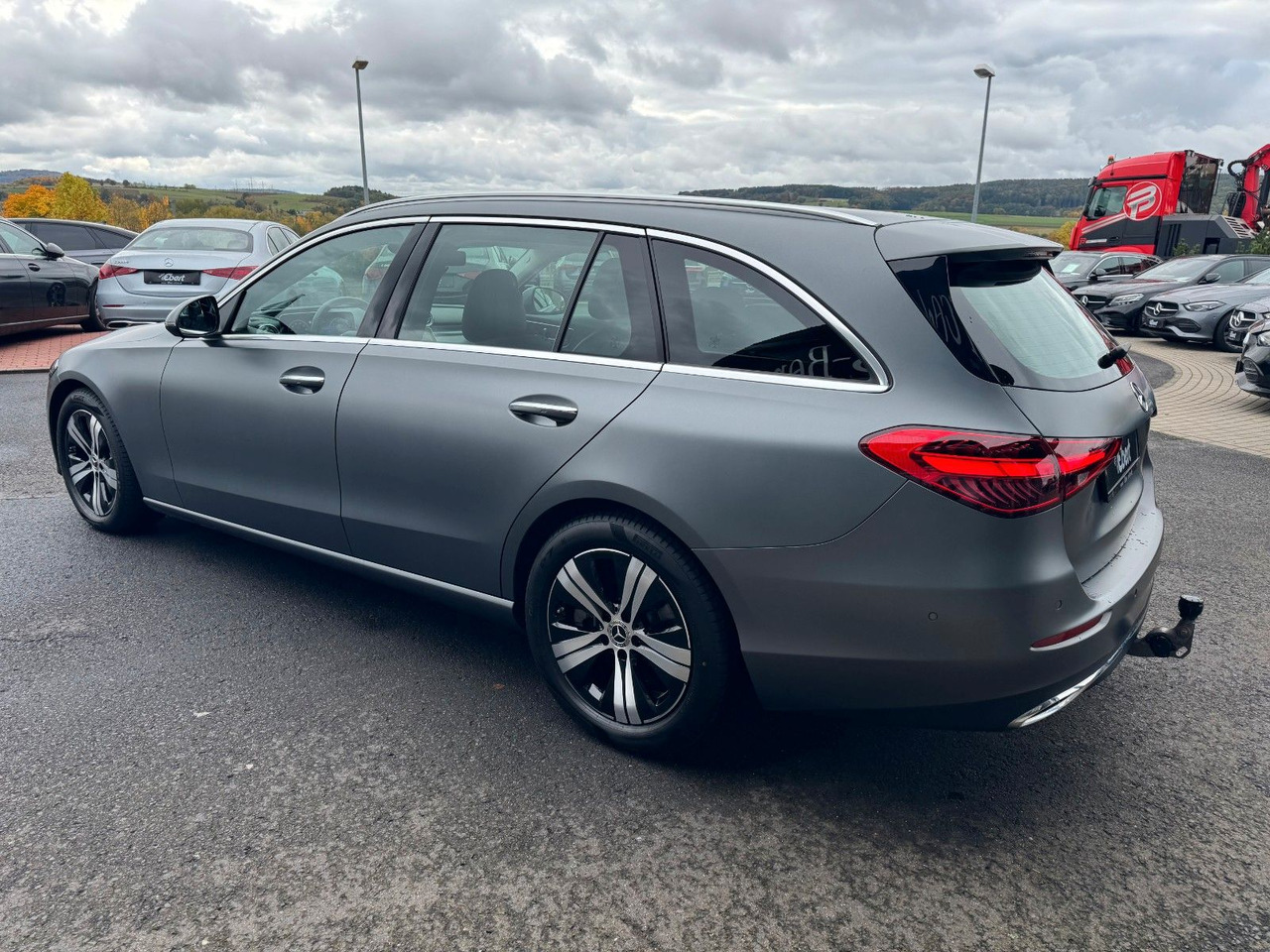 Mercedes-Benz C 220 d T AVANTGARDE AHK+Memory+HUD+Distr+Keyles - Kombi: 3 kép. Mercedes-Benz C 220 d T AVANTGARDE AHK+Memory+HUD+Distr+Keyles - Kombi: 3 kép.