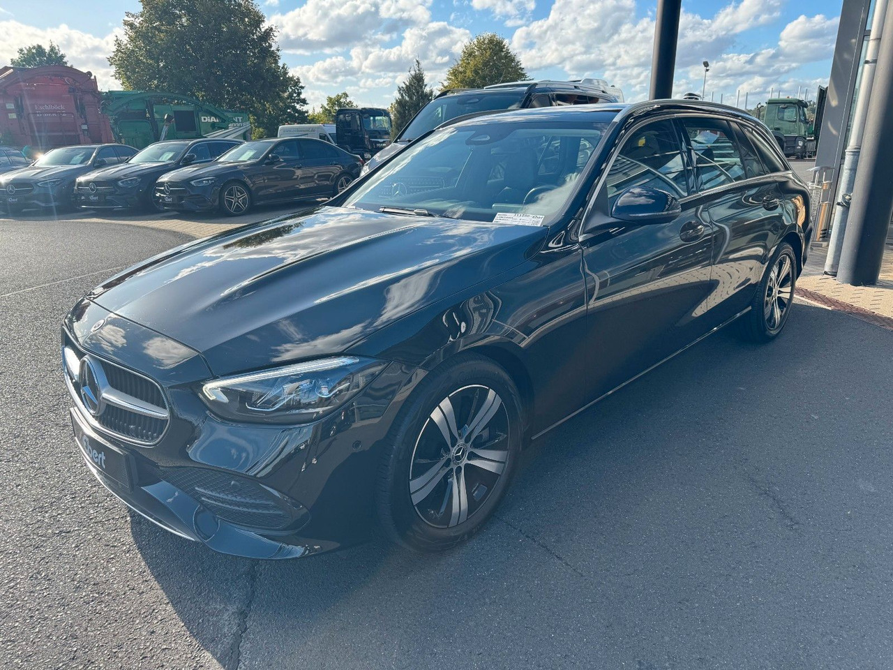 Mercedes-Benz C 300d T Avantgarde+RKamera+TotW+Ambiente - Kombi: 2 kép. Mercedes-Benz C 300d T Avantgarde+RKamera+TotW+Ambiente - Kombi: 2 kép.