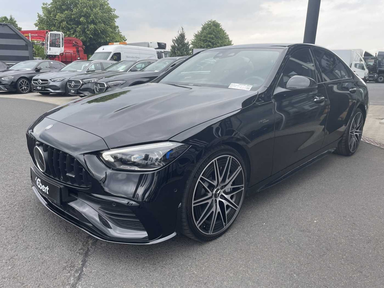 Mercedes-Benz C 43 AMG Digital+Burm+Distr+360+HUD+AHK+ Carbon - Szedán: 2 kép. Mercedes-Benz C 43 AMG Digital+Burm+Distr+360+HUD+AHK+ Carbon - Szedán: 2 kép.