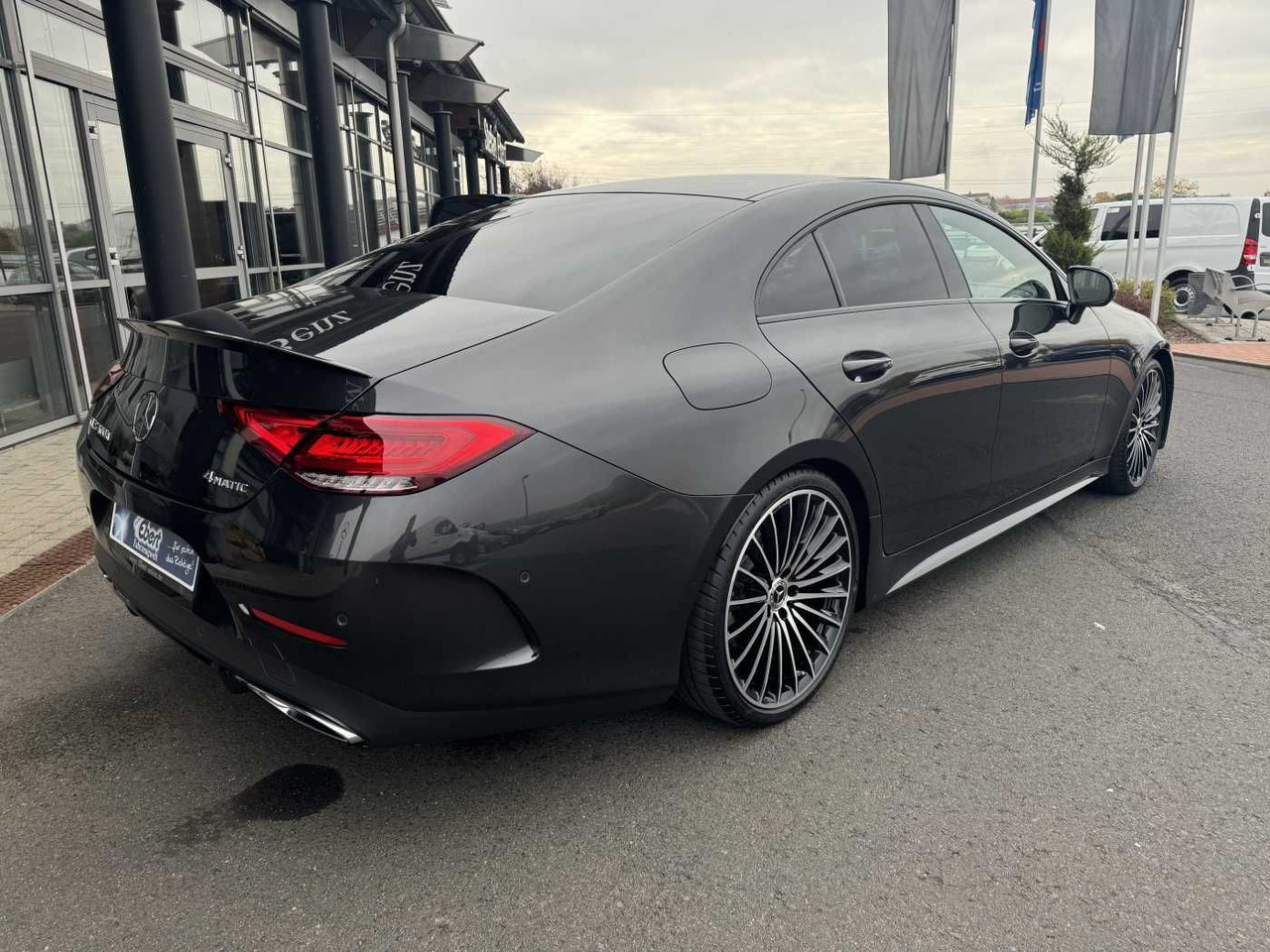 Mercedes-Benz CLS 400d AMG+Burmester+AirM+360+ Memory+Night - Autó: 4 kép. Mercedes-Benz CLS 400d AMG+Burmester+AirM+360+ Memory+Night - Autó: 4 kép.