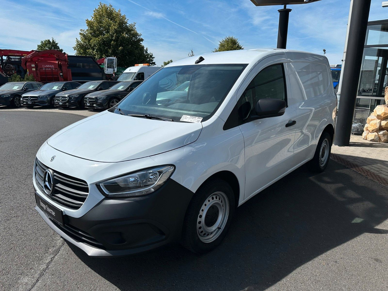 Mercedes-Benz Citan 108 CDI Klima - Kis furgon: 3 kép. Mercedes-Benz Citan 108 CDI Klima - Kis furgon: 3 kép.