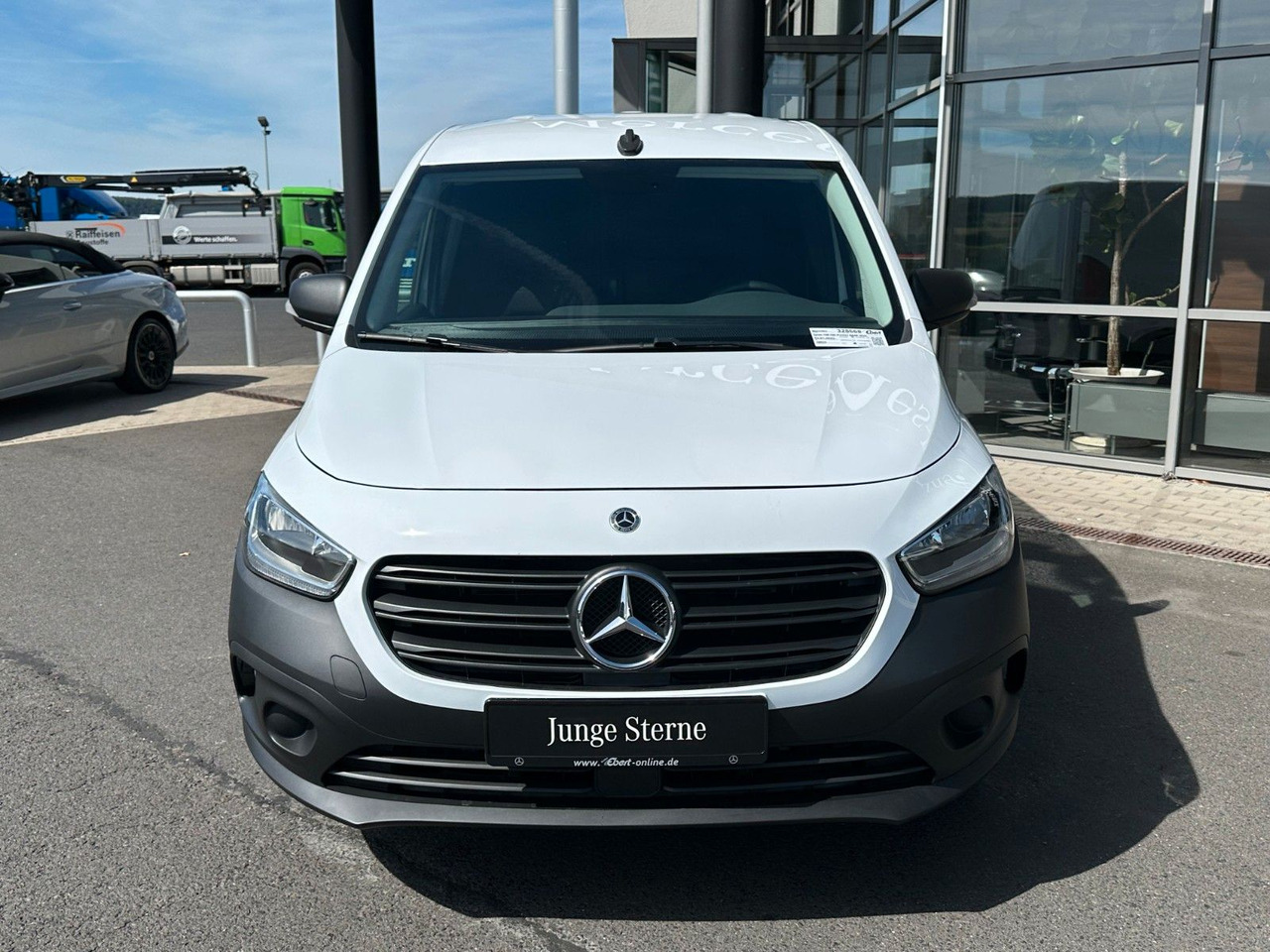 Mercedes-Benz Citan 108 CDI Klima - Kis furgon: 2 kép. Mercedes-Benz Citan 108 CDI Klima - Kis furgon: 2 kép.