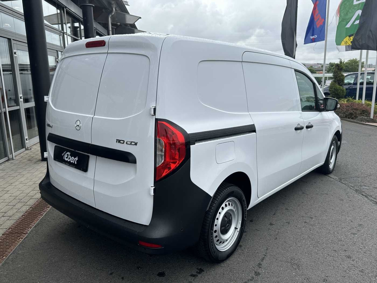 Mercedes-Benz Citan 110 CDI Extralang/Maxi Kamera MBUX Klima - Kis furgon: 4 kép. Mercedes-Benz Citan 110 CDI Extralang/Maxi Kamera MBUX Klima - Kis furgon: 4 kép.