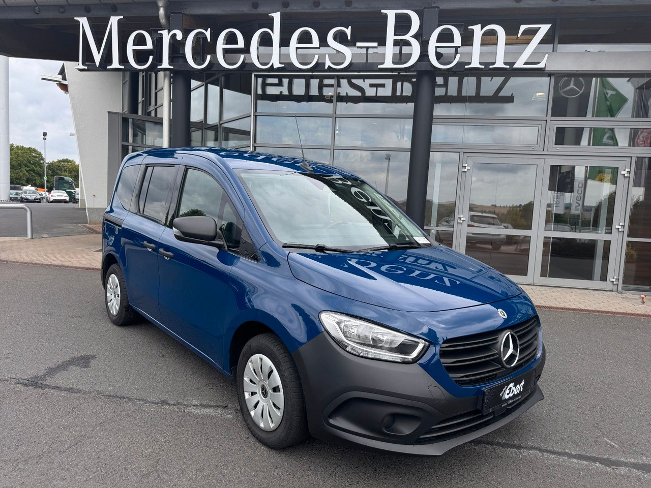 Mercedes-Benz Citan 113 Tourer Klimaautomatik AK Kamera MBUX - Autó: 1 kép. Mercedes-Benz Citan 113 Tourer Klimaautomatik AK Kamera MBUX - Autó: 1 kép.