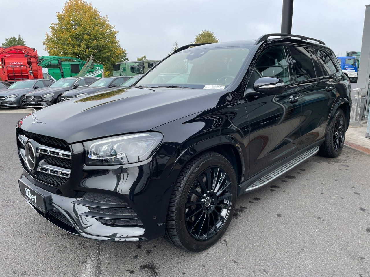 Mercedes-Benz GLS 580 4M AMG Pano+AHK+Burm+7Sitz+HUD+Fond+VOLL - Terepjáró/ SUV: 2 kép. Mercedes-Benz GLS 580 4M AMG Pano+AHK+Burm+7Sitz+HUD+Fond+VOLL - Terepjáró/ SUV: 2 kép.