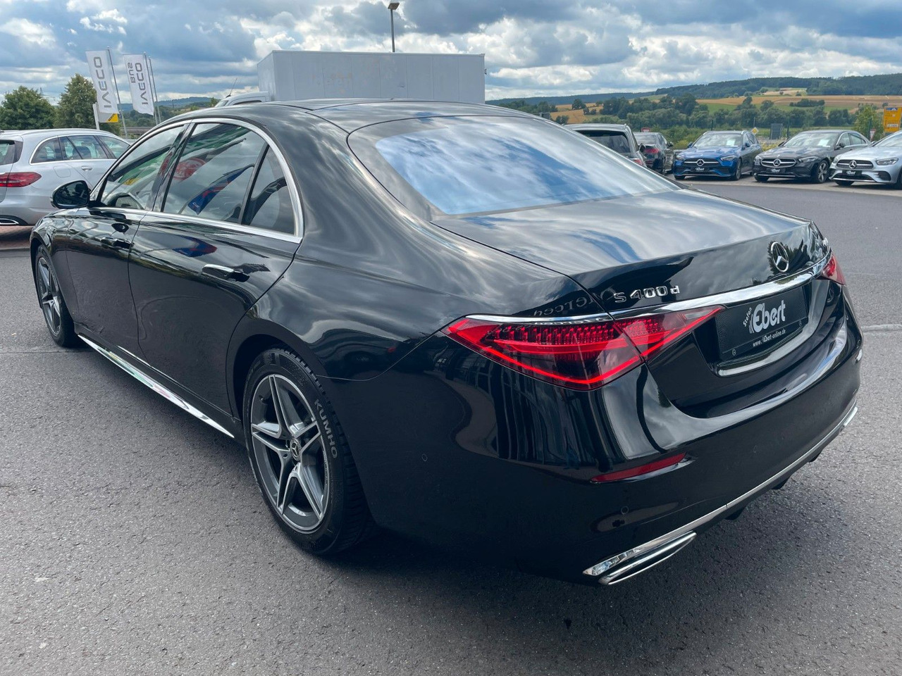 Mercedes-Benz S 400 d 4M Lang AMG+HUD+Burm+3D+Pano+VOLL - Szedán: 3 kép. Mercedes-Benz S 400 d 4M Lang AMG+HUD+Burm+3D+Pano+VOLL - Szedán: 3 kép.