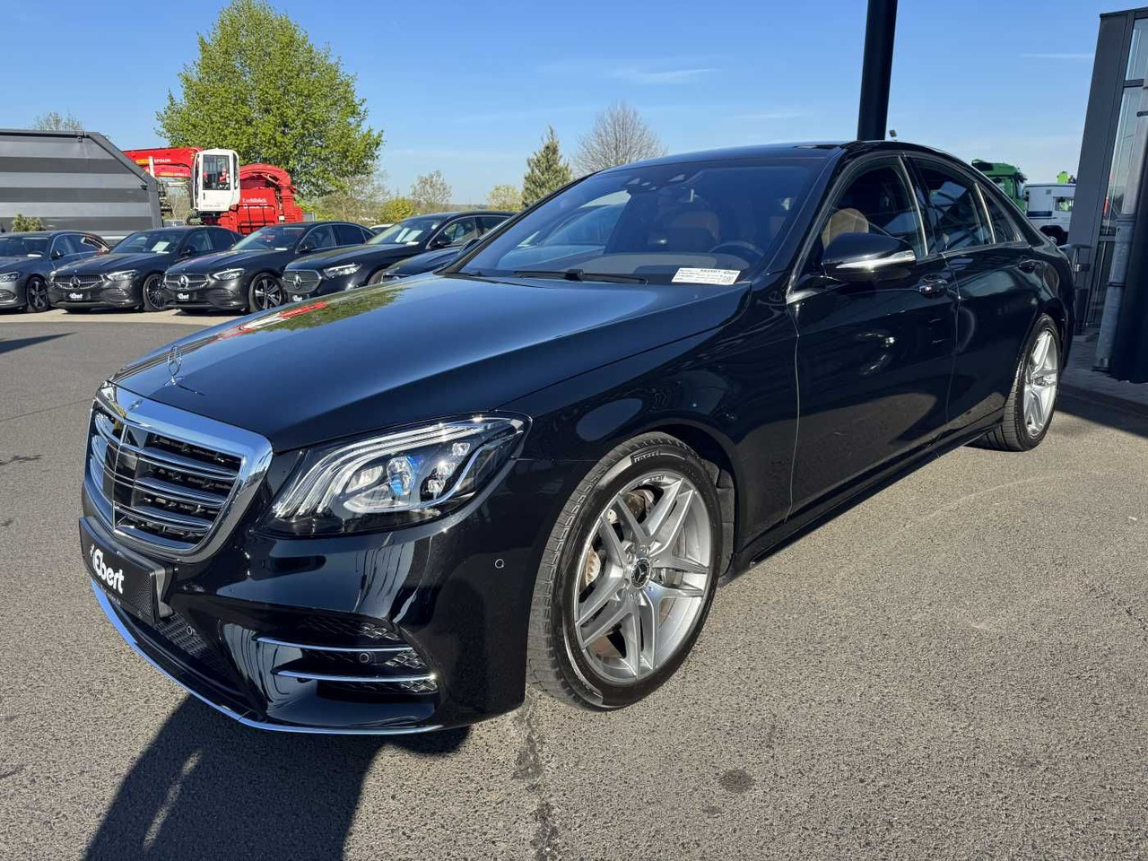 Mercedes-Benz S 400d 4M AMG+Pano+Burm+Distr+Massage+ HUD - Szedán: 2 kép. Mercedes-Benz S 400d 4M AMG+Pano+Burm+Distr+Massage+ HUD - Szedán: 2 kép.