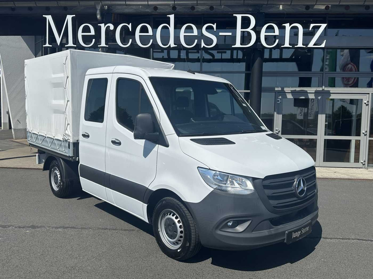 Mercedes-Benz Sprinter 215 CDI DoKa 9G Klima AHK Tempomat SHZ - Platós kisteherautó: 1 kép. Mercedes-Benz Sprinter 215 CDI DoKa 9G Klima AHK Tempomat SHZ - Platós kisteherautó: 1 kép.