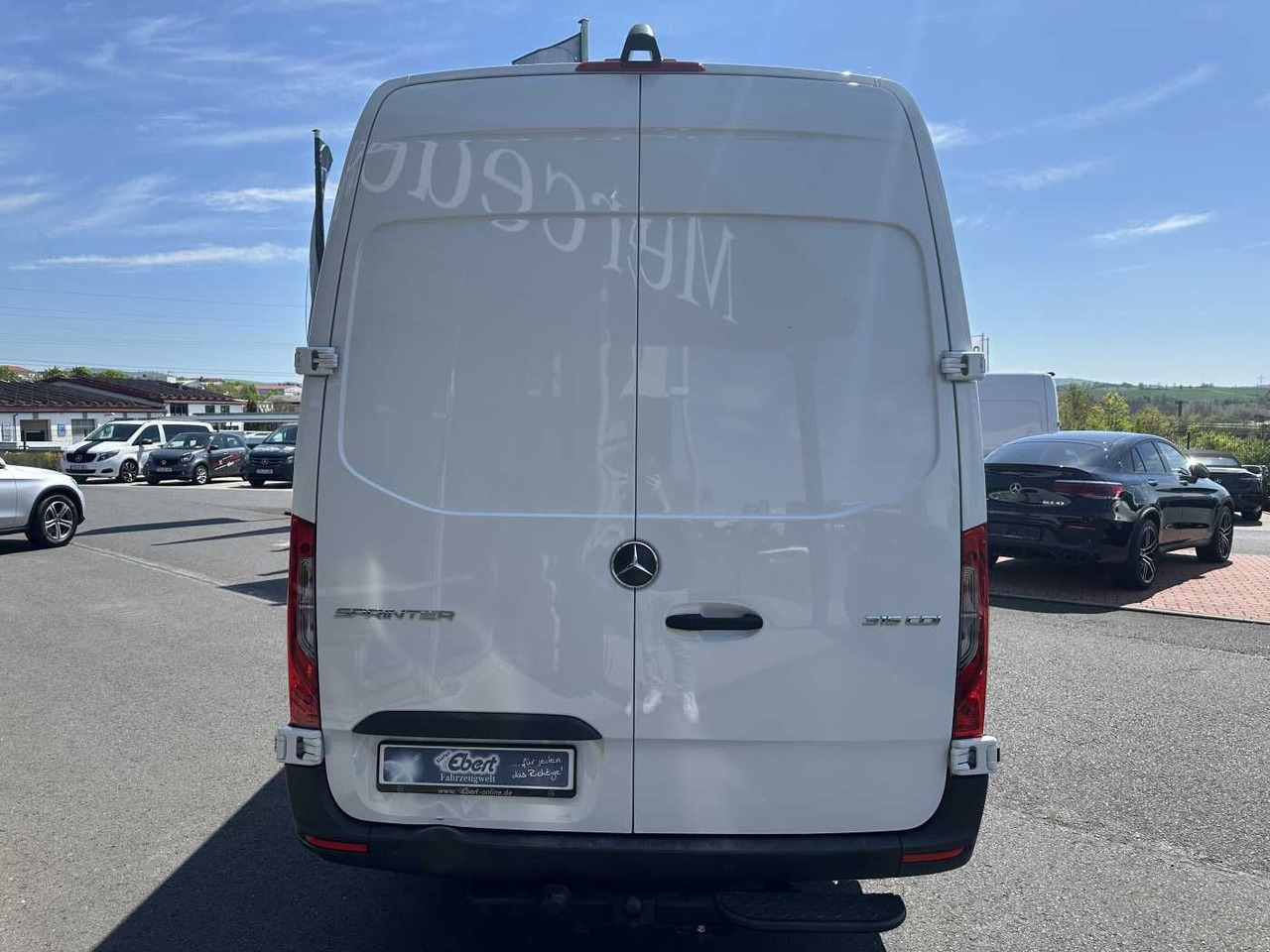 Mercedes-Benz Sprinter 315 CDI 4325 9G AHK Klima 360 Standheiz - Furgon: 5 kép. Mercedes-Benz Sprinter 315 CDI 4325 9G AHK Klima 360 Standheiz - Furgon: 5 kép.