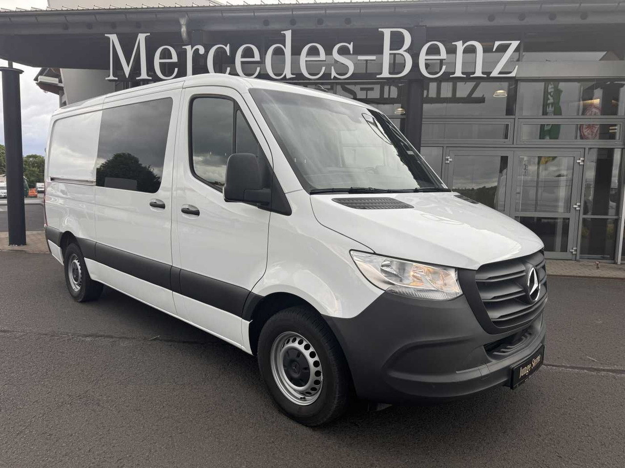 Mercedes-Benz Sprinter 315 CDI DoKa/Mixto AHK3,5t Klima Kamera - Furgon, Duplakabinos kisteherautó: 1 kép. Mercedes-Benz Sprinter 315 CDI DoKa/Mixto AHK3,5t Klima Kamera - Furgon, Duplakabinos kisteherautó: 1 kép.