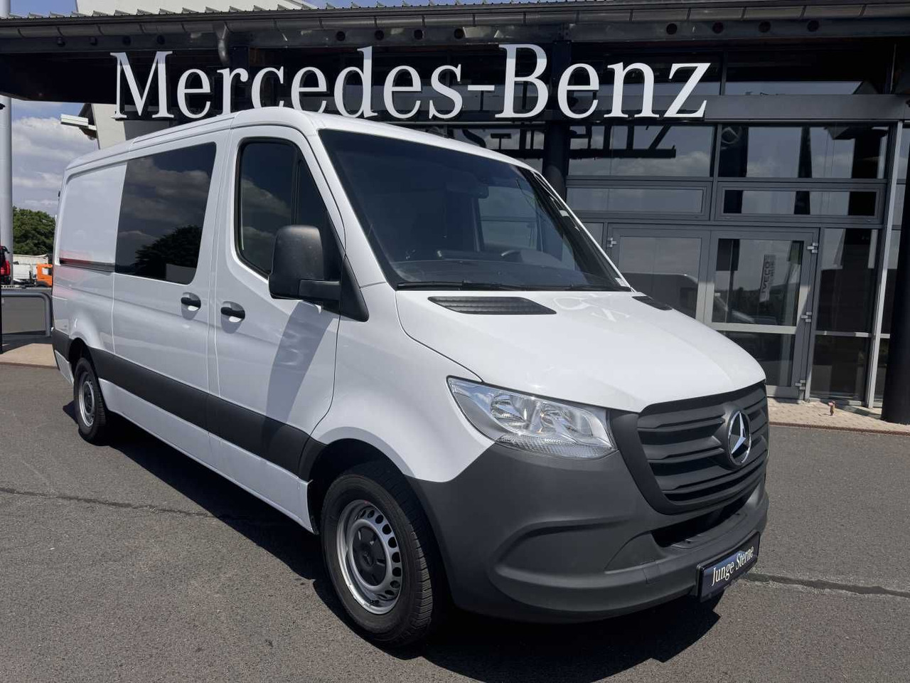 Mercedes-Benz Sprinter 315 CDI DoKa/Mixto AHK3,5t Klima Kamera - Kisbusz, Duplakabinos kisteherautó: 1 kép. Mercedes-Benz Sprinter 315 CDI DoKa/Mixto AHK3,5t Klima Kamera - Kisbusz, Duplakabinos kisteherautó: 1 kép.