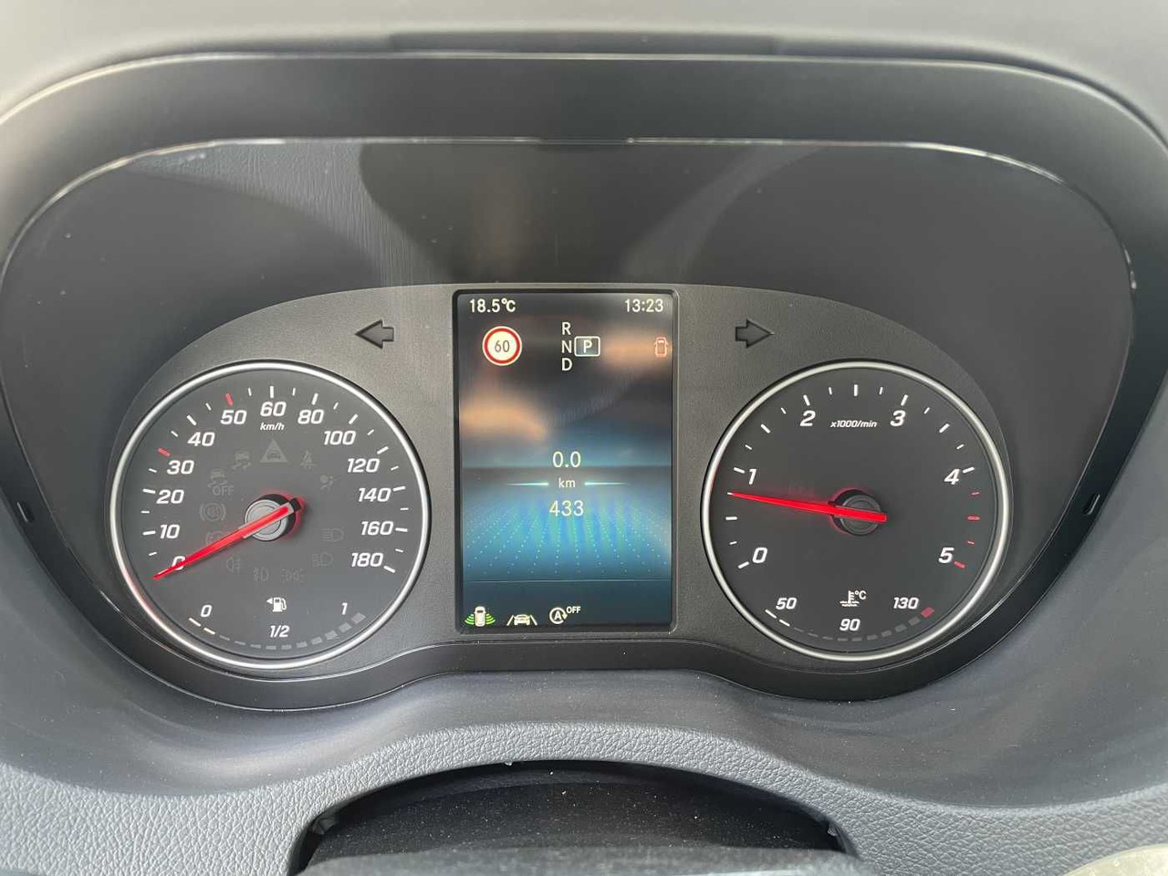 Hűtős kisteherautó Mercedes-Benz Sprinter 315 CDI Frischdienst Fahr-/Standkühlung: 10 kép. Hűtős kisteherautó Mercedes-Benz Sprinter 315 CDI Frischdienst Fahr-/Standkühlung: 10 kép.