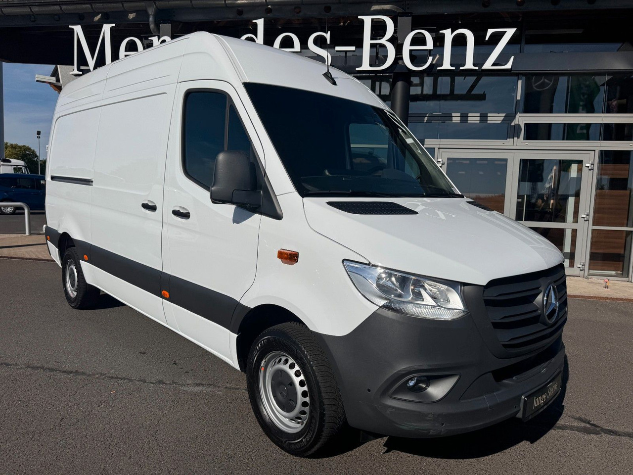 Mercedes-Benz Sprinter 317 CDI 3665 Klima 360 Schwing SHZ - Furgon: 1 kép. Mercedes-Benz Sprinter 317 CDI 3665 Klima 360 Schwing SHZ - Furgon: 1 kép.