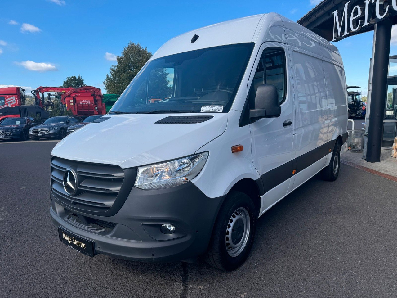 Mercedes-Benz Sprinter 317 CDI 3665 Klima 360 Schwing SHZ - Furgon: 3 kép. Mercedes-Benz Sprinter 317 CDI 3665 Klima 360 Schwing SHZ - Furgon: 3 kép.