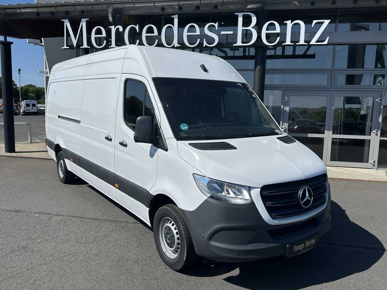 Mercedes-Benz Sprinter 317 CDI 4325 9G Klima Kamera Schwing - Furgon: 1 kép. Mercedes-Benz Sprinter 317 CDI 4325 9G Klima Kamera Schwing - Furgon: 1 kép.