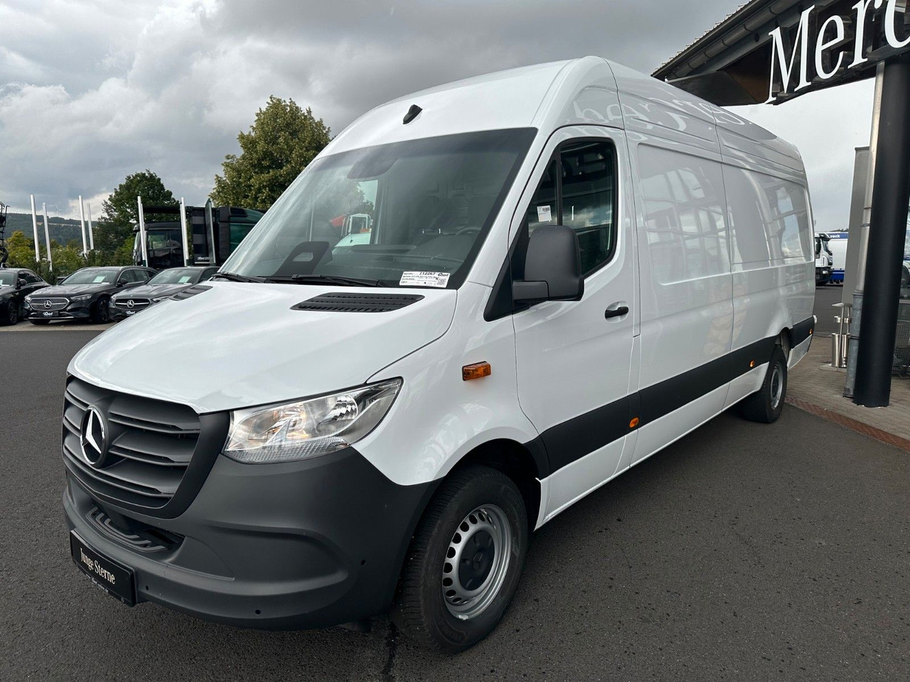 Mercedes-Benz Sprinter 317 CDI 9G 4325 Klima Kamera SHZ AHK - Furgon: 3 kép. Mercedes-Benz Sprinter 317 CDI 9G 4325 Klima Kamera SHZ AHK - Furgon: 3 kép.