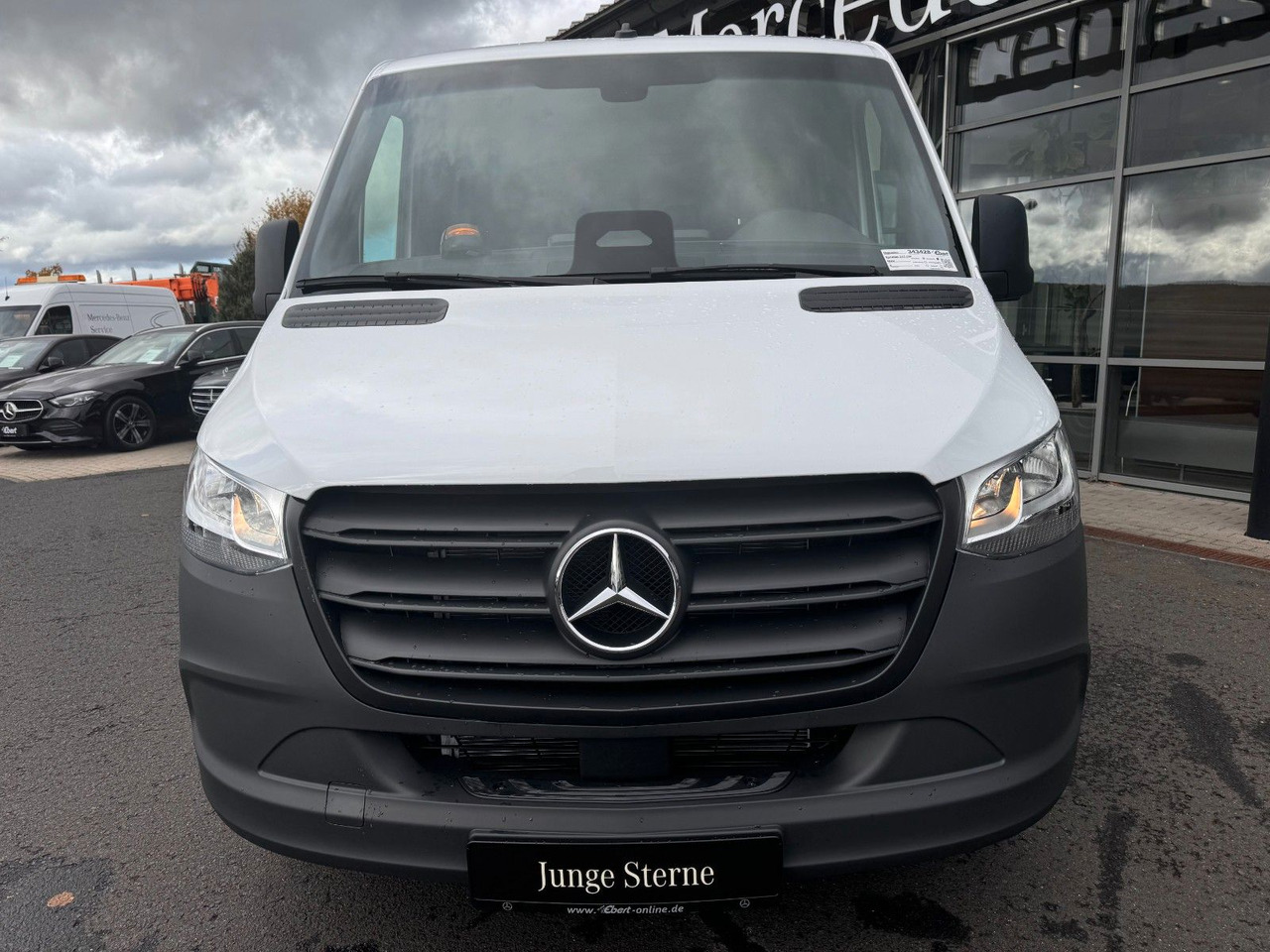Mercedes-Benz Sprinter 317 CDI DoKa 4325 Klima AHK3,5 Kamera - Platós kisteherautó, Duplakabinos kisteherautó: 2 kép. Mercedes-Benz Sprinter 317 CDI DoKa 4325 Klima AHK3,5 Kamera - Platós kisteherautó, Duplakabinos kisteherautó: 2 kép.