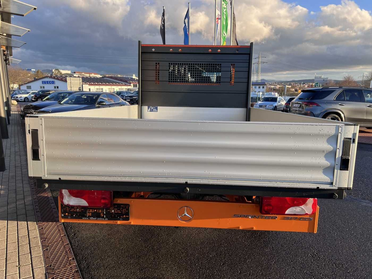 Mercedes-Benz Sprinter 317 CDI DoKa 4325 Klima MBUX Stdheiz - Platós kisteherautó, Duplakabinos kisteherautó: 5 kép. Mercedes-Benz Sprinter 317 CDI DoKa 4325 Klima MBUX Stdheiz - Platós kisteherautó, Duplakabinos kisteherautó: 5 kép.