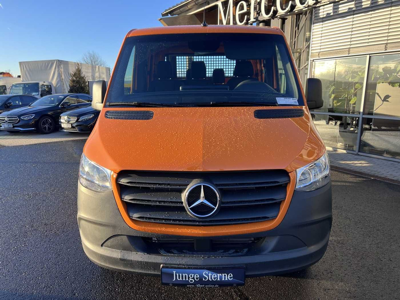 Mercedes-Benz Sprinter 317 CDI DoKa 4325 Klima MBUX Stdheiz - Platós kisteherautó, Duplakabinos kisteherautó: 2 kép. Mercedes-Benz Sprinter 317 CDI DoKa 4325 Klima MBUX Stdheiz - Platós kisteherautó, Duplakabinos kisteherautó: 2 kép.