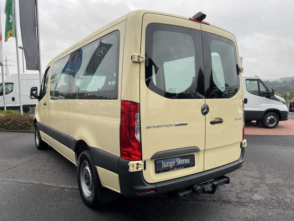 Mercedes-Benz Sprinter 317 CDI Tourer 3665 MBUX Kamera - Minibusz, Kisbusz: 3 kép. Mercedes-Benz Sprinter 317 CDI Tourer 3665 MBUX Kamera - Minibusz, Kisbusz: 3 kép.