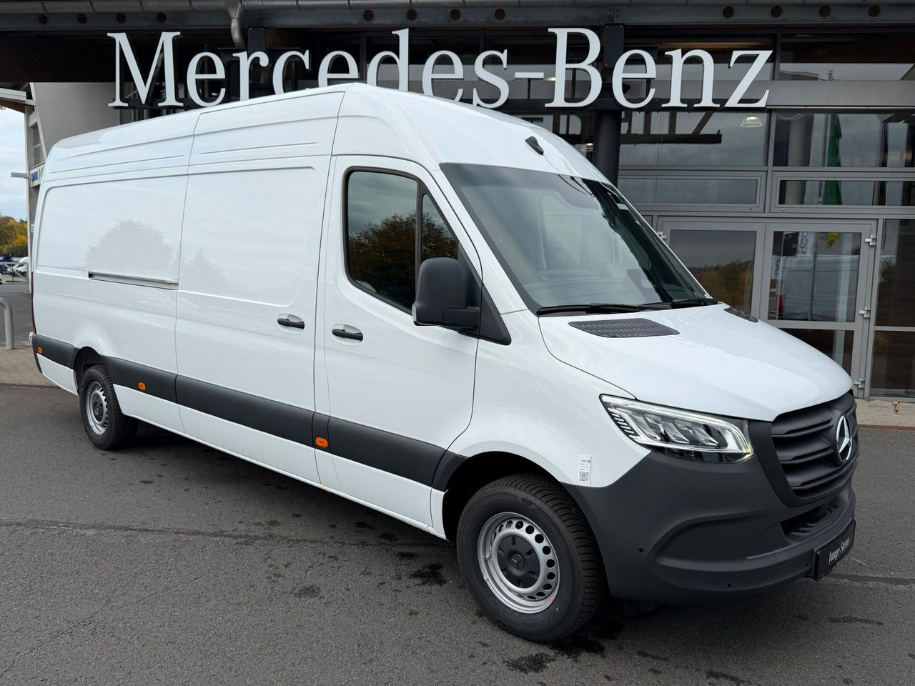 Mercedes-Benz Sprinter 319 CDI 4325 DISTRONIC Klima AHK - Furgon: 1 kép. Mercedes-Benz Sprinter 319 CDI 4325 DISTRONIC Klima AHK - Furgon: 1 kép.