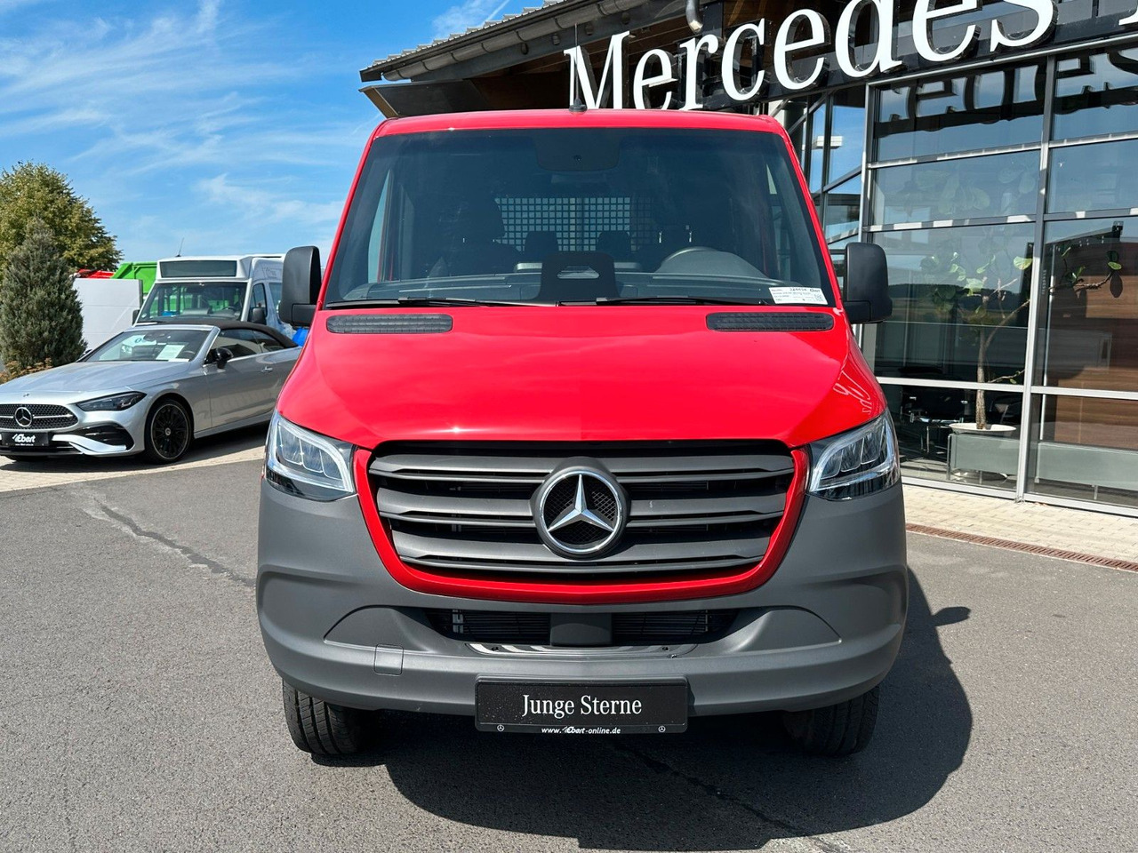 Mercedes-Benz Sprinter 319 CDI 4x4 DoKa Klima AHK3,5to - Ponyvás kisteherautó, Duplakabinos kisteherautó: 2 kép. Mercedes-Benz Sprinter 319 CDI 4x4 DoKa Klima AHK3,5to - Ponyvás kisteherautó, Duplakabinos kisteherautó: 2 kép.