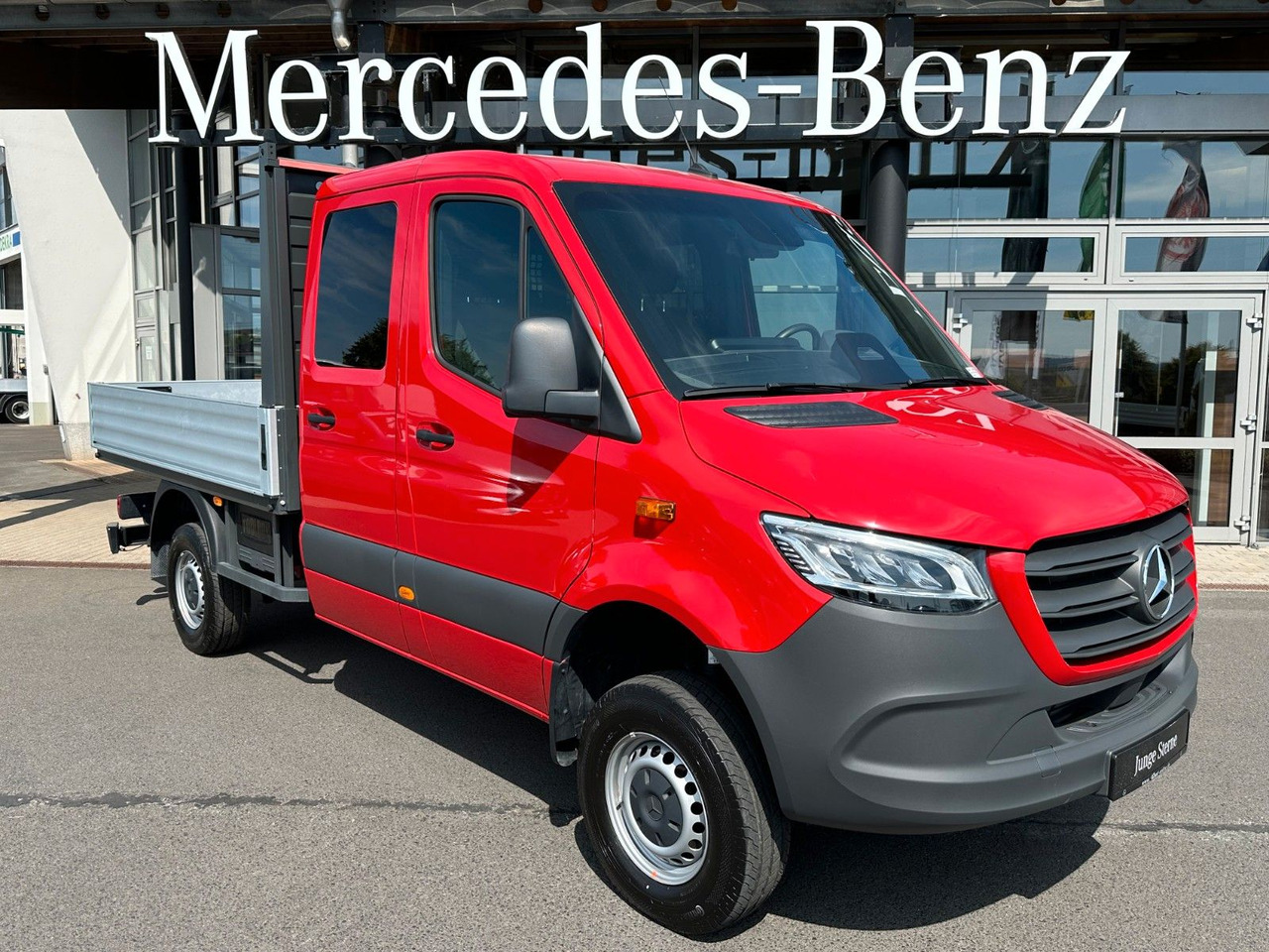 Mercedes-Benz Sprinter 319 CDI 4x4 DoKa Klima AHK3,5to - Platós kisteherautó, Duplakabinos kisteherautó: 1 kép. Mercedes-Benz Sprinter 319 CDI 4x4 DoKa Klima AHK3,5to - Platós kisteherautó, Duplakabinos kisteherautó: 1 kép.