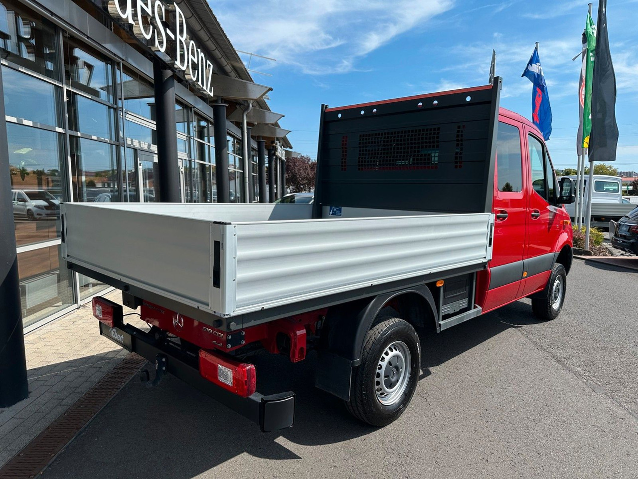 Mercedes-Benz Sprinter 319 CDI 4x4 DoKa Klima AHK3,5to - Platós kisteherautó, Duplakabinos kisteherautó: 4 kép. Mercedes-Benz Sprinter 319 CDI 4x4 DoKa Klima AHK3,5to - Platós kisteherautó, Duplakabinos kisteherautó: 4 kép.
