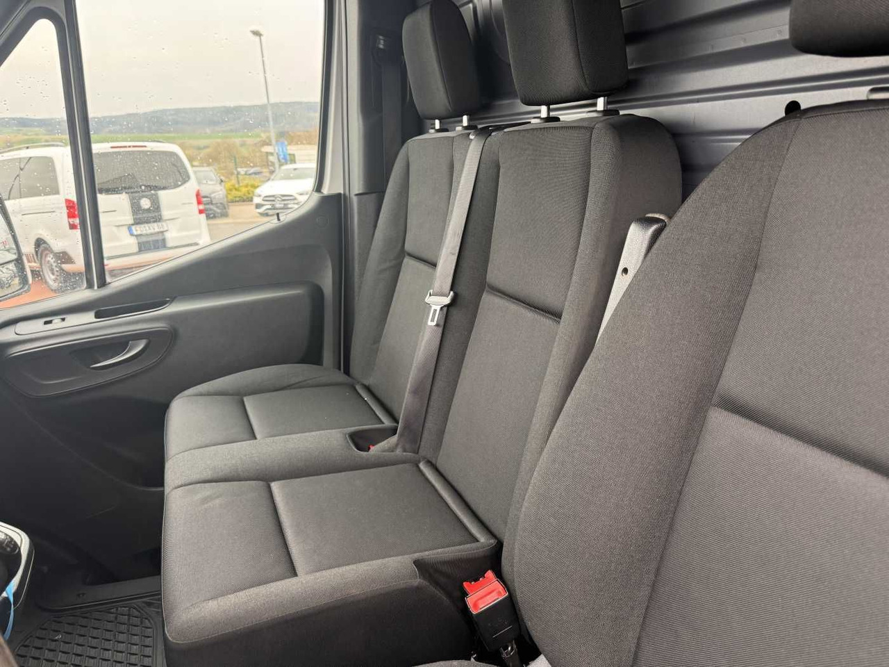 Furgon Mercedes-Benz Sprinter 516 CDI Werkstatt/Regal AHK3,5to Klima: 10 kép.