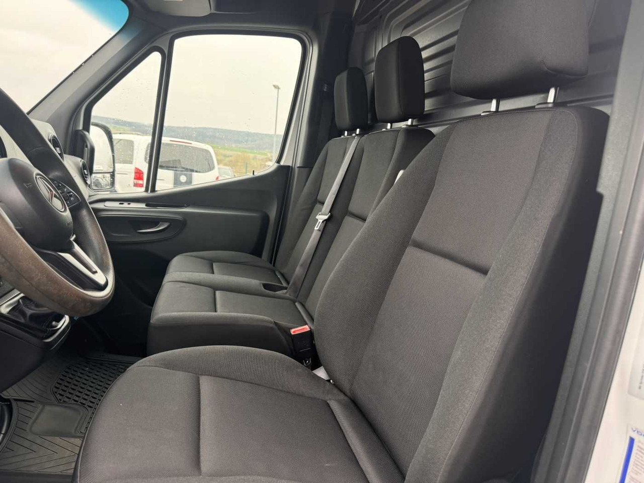 Furgon Mercedes-Benz Sprinter 516 CDI Werkstatt/Regal AHK3,5to Klima: 9 kép.
