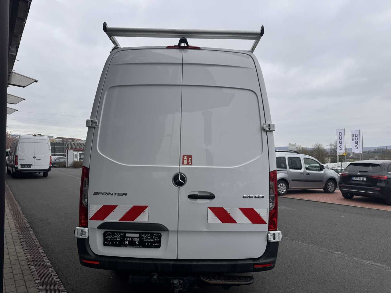 Mercedes-Benz Sprinter 516 CDI Werkstatt/Regal AHK3,5to Klima - Furgon: 5 kép. Mercedes-Benz Sprinter 516 CDI Werkstatt/Regal AHK3,5to Klima - Furgon: 5 kép.