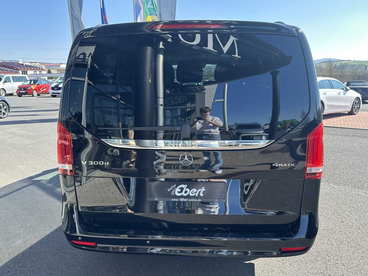 Mercedes-Benz V 300 d AVA ED 4MATIC AHK2,5to Standheiz 360Kam - Autó: 5 kép. Mercedes-Benz V 300 d AVA ED 4MATIC AHK2,5to Standheiz 360Kam - Autó: 5 kép.