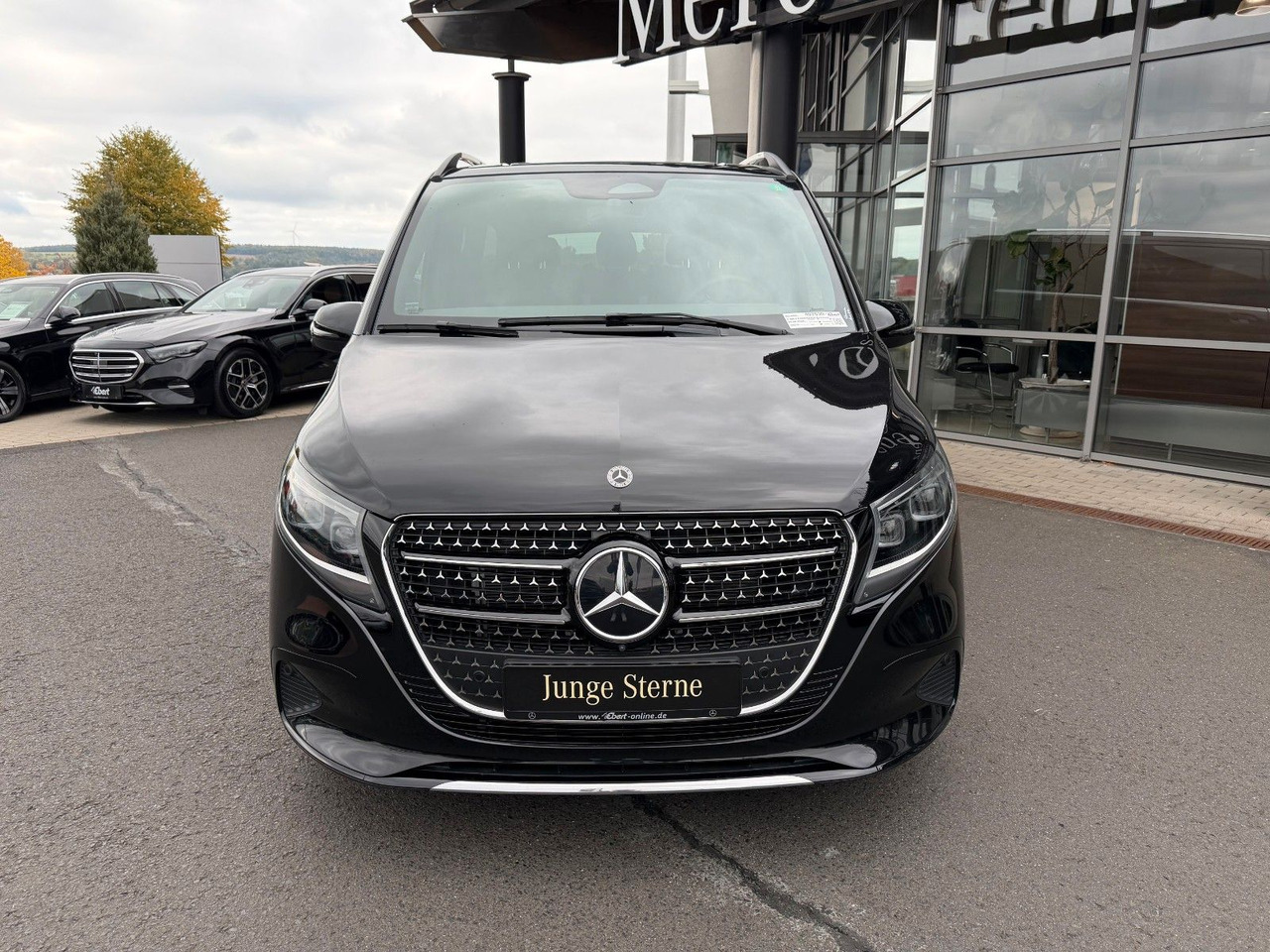 Mercedes-Benz V 300 d AVANTGARDE Extralang 360Kamera Standh - Kombi: 2 kép. Mercedes-Benz V 300 d AVANTGARDE Extralang 360Kamera Standh - Kombi: 2 kép.