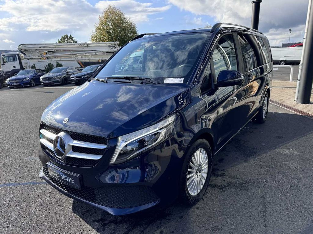 Mercedes-Benz V 300 d EDITION 7Sitze MBUX LED Kamera - Minibusz, Kisbusz: 3 kép. Mercedes-Benz V 300 d EDITION 7Sitze MBUX LED Kamera - Minibusz, Kisbusz: 3 kép.