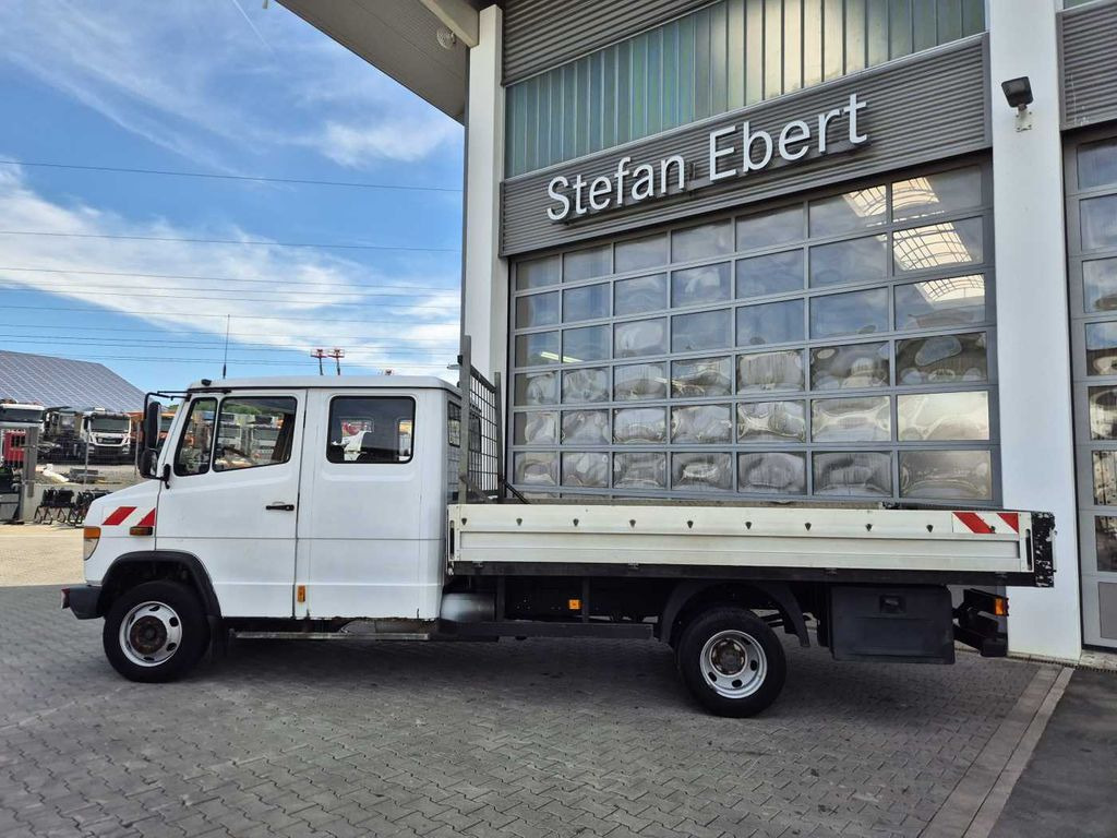 Mercedes-Benz Vario 816 DK DoKa 4x2 Pritsche 2x AHK - Platós kisteherautó, Duplakabinos kisteherautó: 5 kép. Mercedes-Benz Vario 816 DK DoKa 4x2 Pritsche 2x AHK - Platós kisteherautó, Duplakabinos kisteherautó: 5 kép.