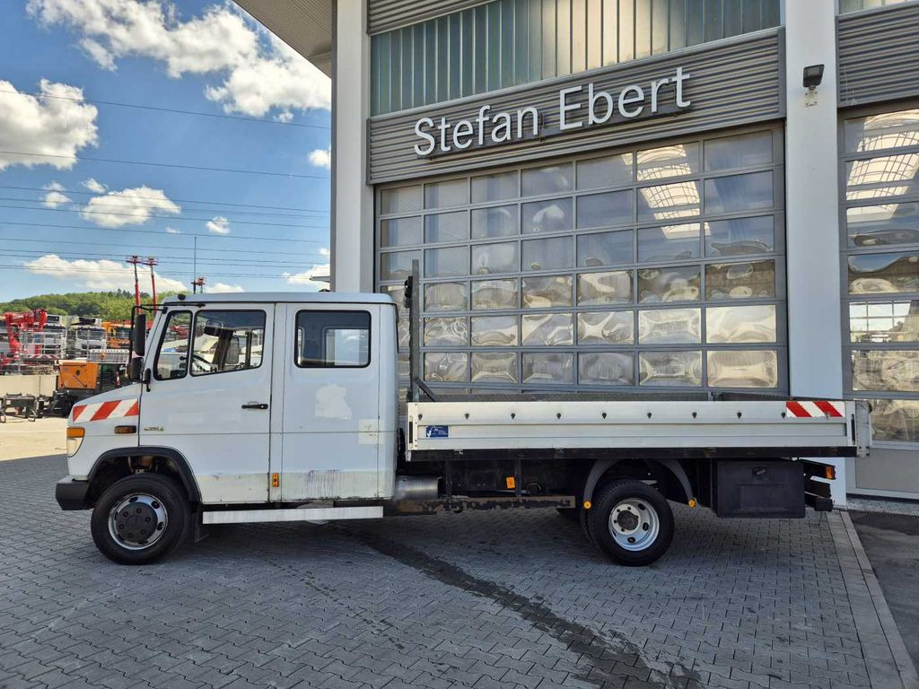 Mercedes-Benz Vario 816 DK DoKa 4x2 Pritsche 2x AHK - Platós kisteherautó, Duplakabinos kisteherautó: 4 kép. Mercedes-Benz Vario 816 DK DoKa 4x2 Pritsche 2x AHK - Platós kisteherautó, Duplakabinos kisteherautó: 4 kép.