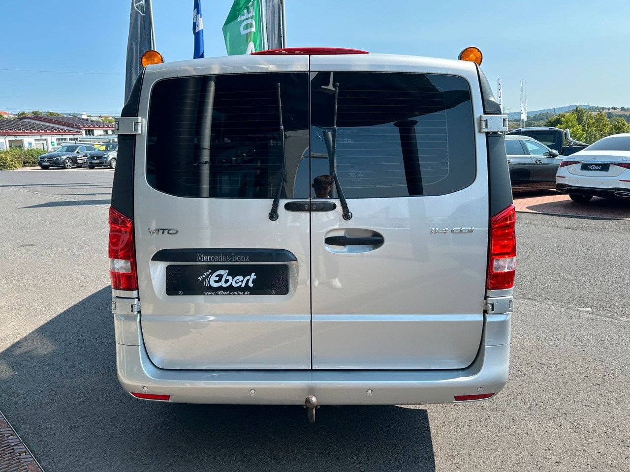 Mercedes-Benz Vito 114 CDI Mixto Regal AHK Klima PARKTRONIC - Kisbusz: 5 kép. Mercedes-Benz Vito 114 CDI Mixto Regal AHK Klima PARKTRONIC - Kisbusz: 5 kép.