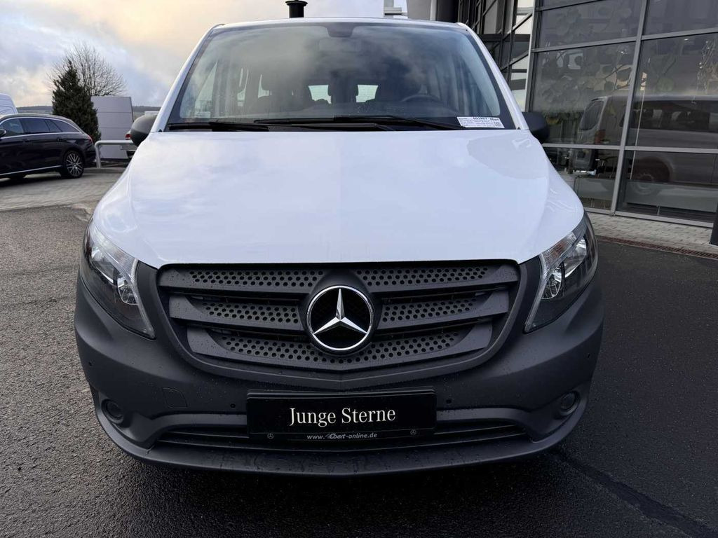 Mercedes-Benz Vito 114 CDI Tourer Extral. Navi AHK PARKTRONIC - Minibusz, Kisbusz: 2 kép. Mercedes-Benz Vito 114 CDI Tourer Extral. Navi AHK PARKTRONIC - Minibusz, Kisbusz: 2 kép.