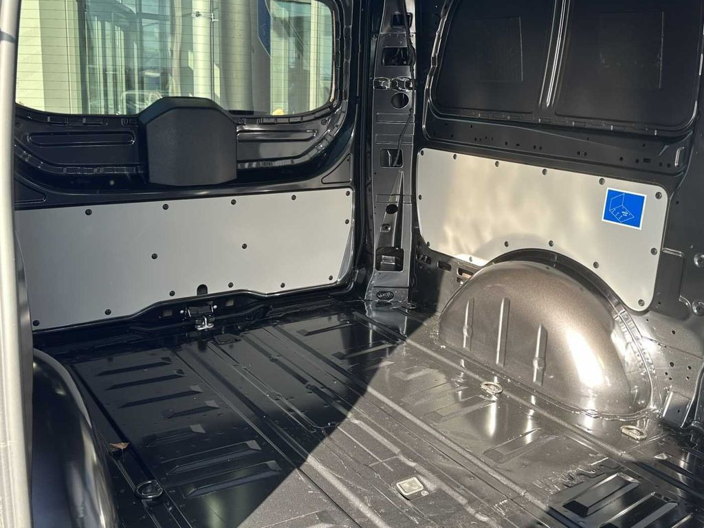 Kis furgon Mercedes-Benz Vito 116 CDI 9G Klima AHK LED Audio40 Kamera: 7 kép.